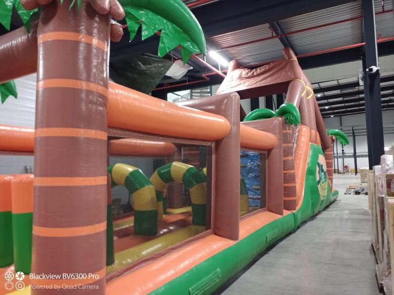 Location structure gonflable